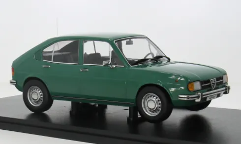 Alfa Romeo Alfasud, grün, 1974, 1:18, KK Scale