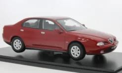 Alfa Romeo 166, rot, 1999, 1:18, Triple 9 Collection