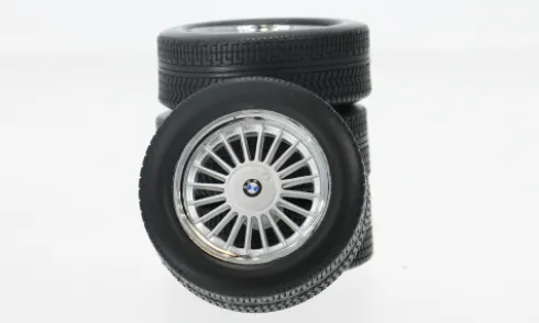 BMW Alpina Reifen- und Felgenset: M625 CSi, schwarz, 1:12, KK Scale