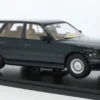 BMW 5er Touring (E34), dunkelgrün, 1996, 1:18, Triple 9 Collection
