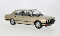 BMW 520i (E28), gold, 1987, 1:18, IXO