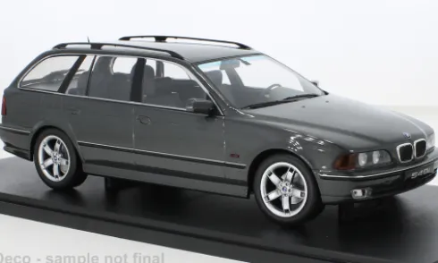 BMW 540i (E39) Touring, grau, 1997, 1:18, KK Scale