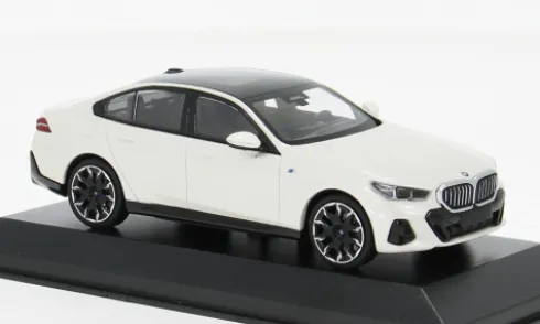 BMW i5, weiss, 2023, 1:43, Minichamps