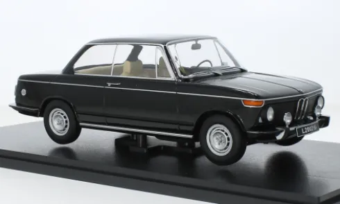 BMW L2002 tii, schwarz, 1974, 1:18, KK Scale