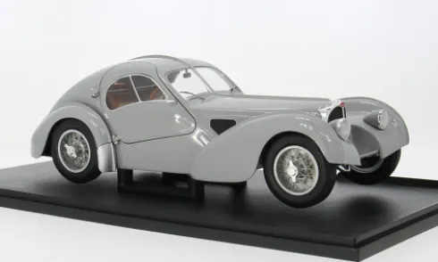 Bugatti Type 57 SC Atlantic, silber, 1937, 1:18, Solido