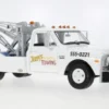 Chevrolet C-30 Dually Wrecker, weiss, 1969, Jerry’s Towing Fall Guy Stuntman, 1:18, Greenlight