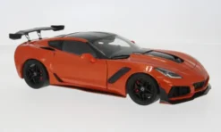 Chevrolet Corvette ZR1, orange/schwarz, 2019, 1:18, IXO America
