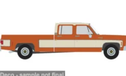 Chevrolet K30 Crew Cab Dually, bronze/beige, 1975, 1:64, IXO America
