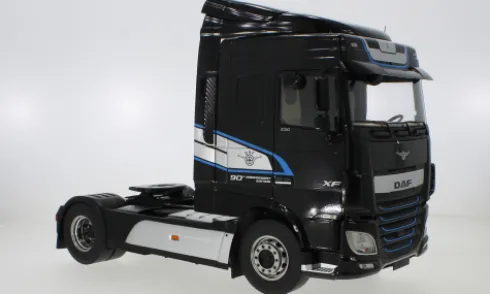 DAF XF Space Cab, schwarz, 2018, 1:18, Premium ClassiXXs