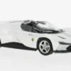 Ferrari Daytona SP3, weiss/grau, 1:64, Maisto