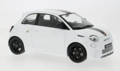 Fiat 500e Abarth, weiss, 2024, 1:18, MCG