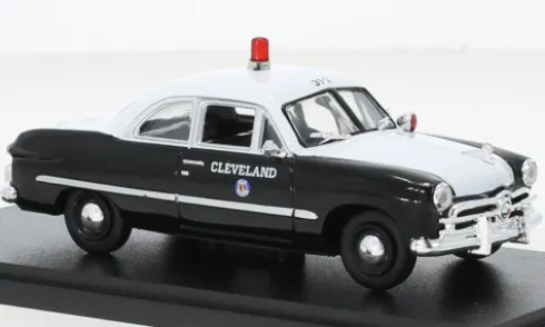 Ford Coupe, 1949, Cleveland Police, 1:43, Greenlight