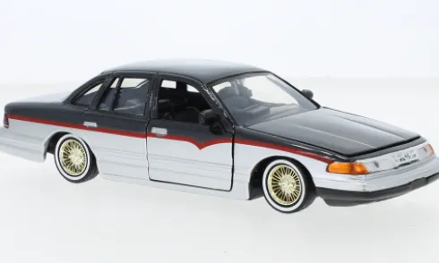 Ford Crown Victoria, dunkelgrau/silber, 1993, 1:24, Motormax