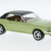 Ford Mustang, hellgrün/schwarz, 1968, 1:43, Norev