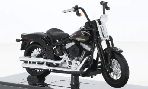 Harley Davidson FLSTSB Cross Bones, schwarz, 2008, 1:18, Maisto