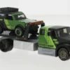 International Durastar Flatbed, schwarz/grün, 2021, 1:64, Maisto