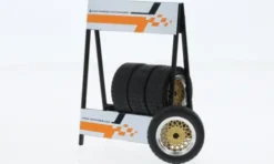 - Lada VFTS Whells, gold, 1:18, IXO