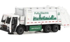 Mack LR Electric Rear Loader Refuse Truck, weiss/Dekor, 2021, 1:64, Greenlight