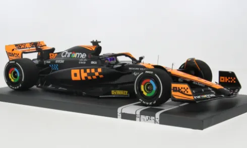 McLaren MCL60, Formel 1, GP Japan, 2023, McLaren F1 Team, #81, O.Piastri, 1:18, Minichamps