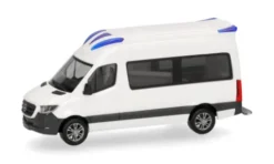 Mercedes Sprinter 18 RTW Delfis, weiss, 1:87, Herpa MiniKit