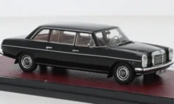 Mercedes -/8 (V114), schwarz, 1969, 1:43, Matrix