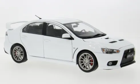 Mitsubishi Lancer Evolution X, weiss, 1:18, Sun Star
