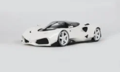 Nilu27 NILU, weiss/schwarz, 2025, 1:18, GT Spirit