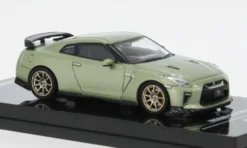 Nissan GT-R (R35), hellgrün, 1:64, INNO64