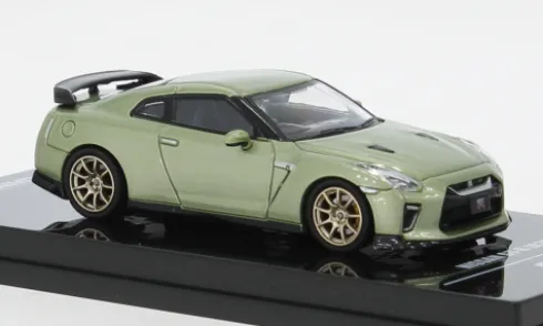 Nissan GT-R (R35), hellgrün, 1:64, INNO64