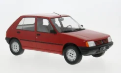 Peugeot 205, rot, 1984, 1:18, MCG