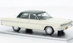 Plymouth Fury 4-Door Sedan, beige/dunkelgrün, 1968, 1:43, Kess