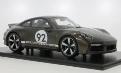 Porsche 911 (992) Sport Classic, braun, 2023, 1:12, Schuco