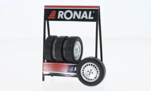 - Ronal Turbo, silber, 1:18, IXO