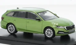 Skoda Octavia IV Combi, hellgrün, 2020, 1:43, Abrex
