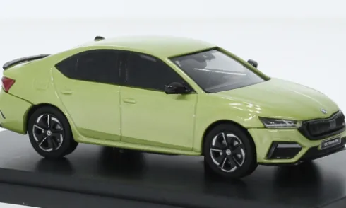 Skoda Octavia IV RS, hellgrün, 2020, 1:43, Abrex