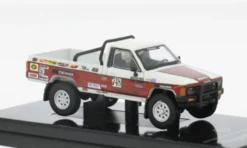 Toyota Hilux Mojave 250, weiss/rot, 1987, 1:64, Para64