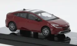 Toyota Prius, dunkelrot, 2023, 1:64, Para64