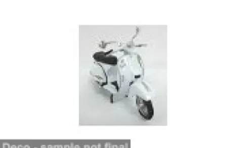 Vespa 150, weiss, Anniversario Unità d’Italia, 1:18, Maisto