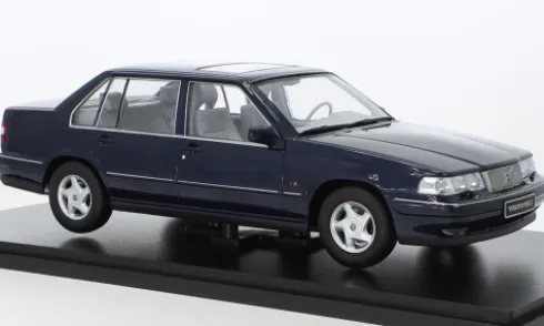 Volvo 960, dunkelblau, 1996, 1:18, Triple 9 Collection