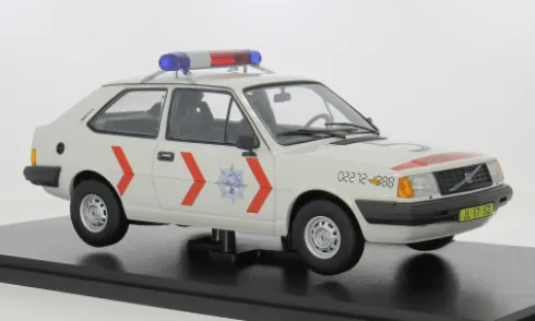 Volvo 343, 1982, Politie (NL), 1:18, Triple 9 Collection