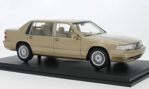 Volvo S90 Royal, beige, 1998, 1:18, DNA Collectibles