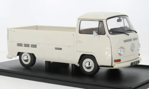 VW T2, Porsche Racing, 1:18, Solido
