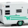 Winnebago Travel Trailer 216, weiss/grün, 1965, 1:64, Greenlight